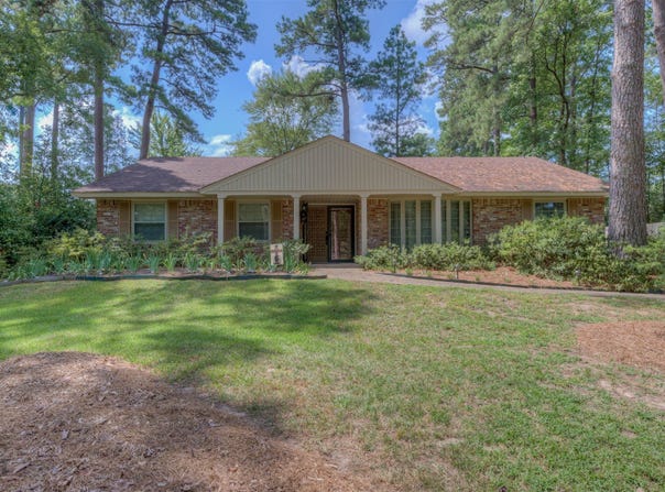 1105 N Acres Circle, Springhill, LA 71075