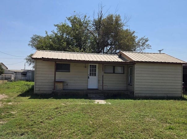 224 E 6th Street, Idalou, TX 79329