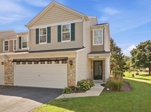 4160 Oak Tree Lane, Plainfield, IL 60586