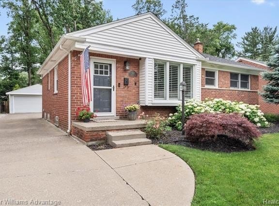 503 Charlotte Avenue, Royal Oak, MI 48073