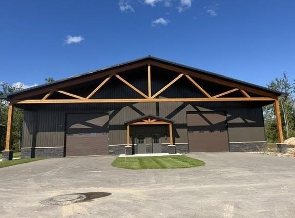 1229 Auto Drive, Harbor Springs, MI 49740