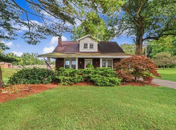 147 E Main Street, Lexington, OH 44904