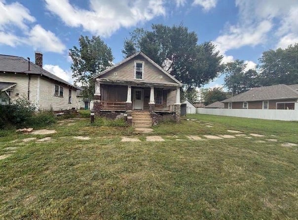 2516 Pine Avenue, Mattoon, IL 61938