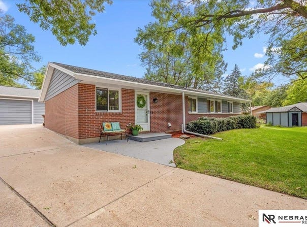 1834 Mindoro Drive, Lincoln, NE 68506