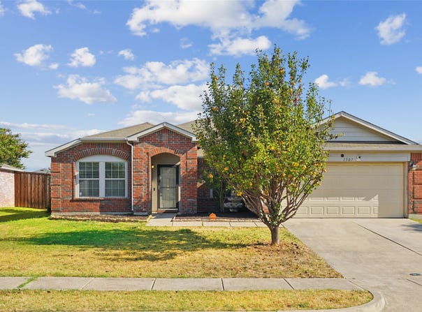 1307 Eagles Nest Trail, Krum, TX 76249