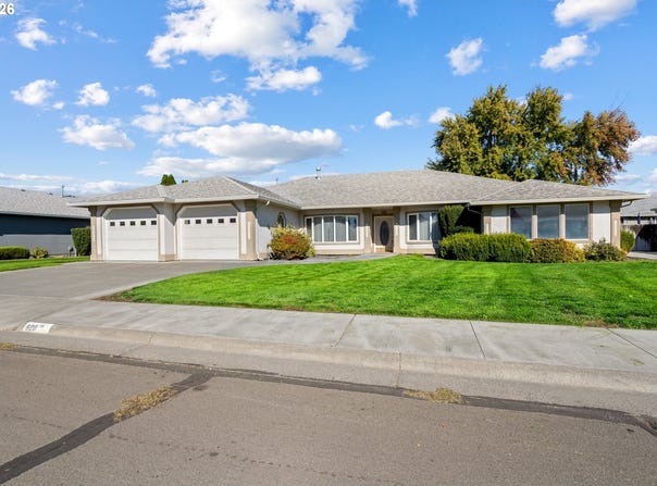 820 W ALDER Ave, Hermiston, OR 97838