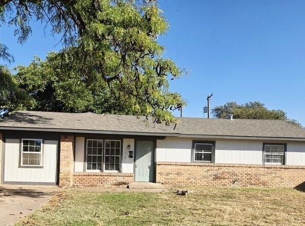 1612 68th Street, Lubbock, TX 79412