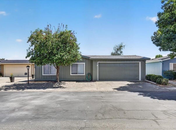 555 Freeman Road, Central Point, OR 97502
