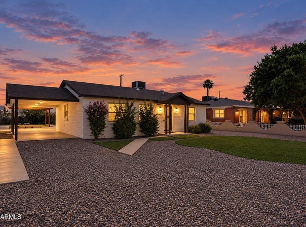 639 S SIRRINE, Mesa, AZ 85210