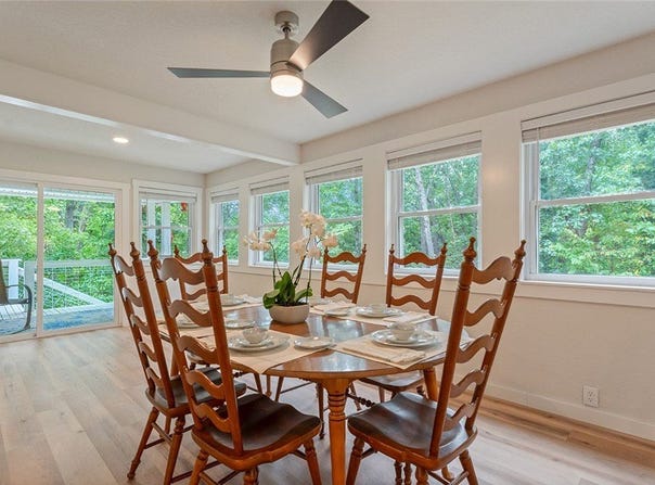 2 Purfleet Drive, Bella Vista, AR 72715