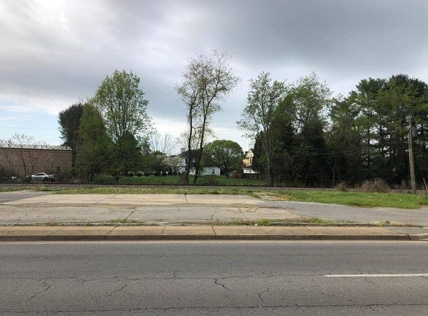 622 W MAIN STREET, Abingdon, VA 24210