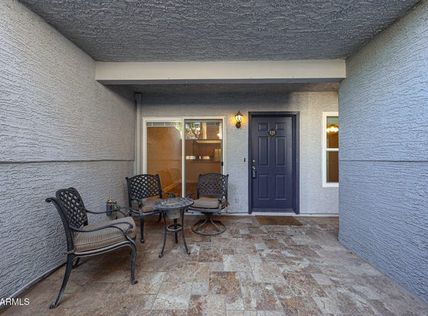1331 W BASELINE Road, Mesa, AZ 85202