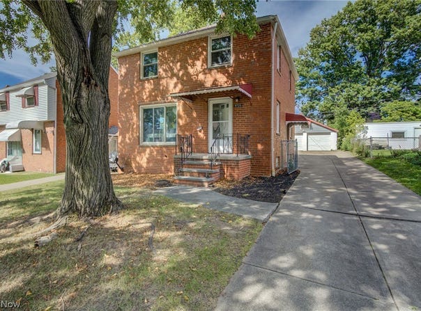 9725 S Highland Avenue, Garfield Heights, OH 44125