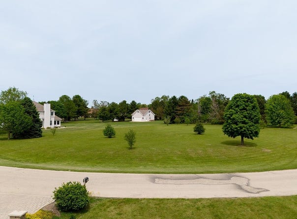 W PINE Circle lot: 49, GENOA, IL 60135