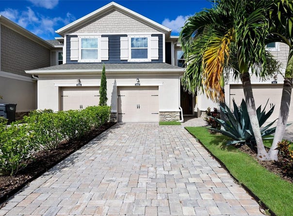 5032 SKYVIEW Lane, BRADENTON, FL 34211
