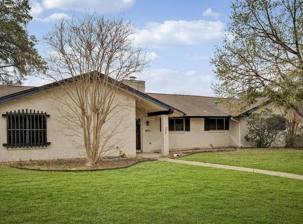 602 Moorside, Windcrest, TX 78239