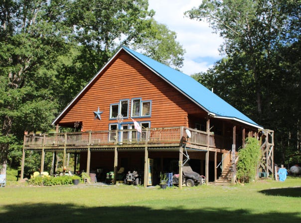 6546 Little Creek Rd, White Sulphur Springs, WV 24986