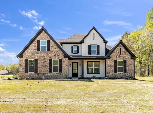 347 CENTERLINE ROPER Loop, Byhalia, MS 38611