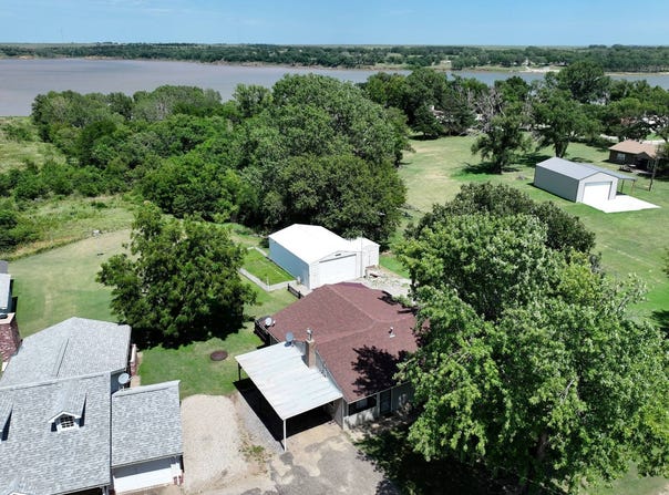 53 Yankee Run, Geneseo, KS 67444
