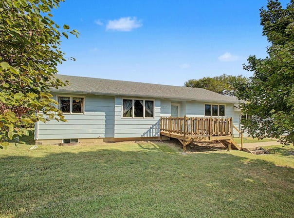 404 N Van Buren Street, Abilene, KS 67410