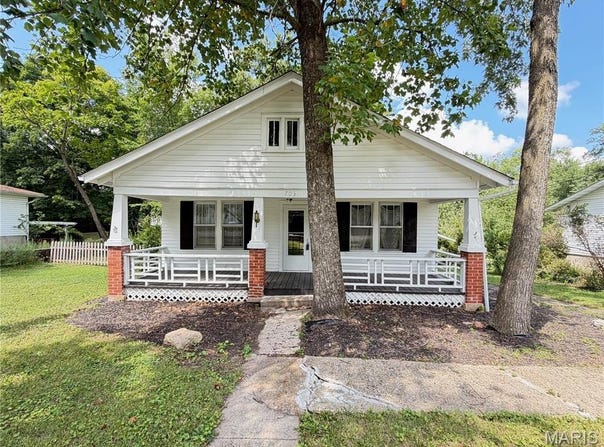 703 N Pershing Avenue, Salem, MO 65560
