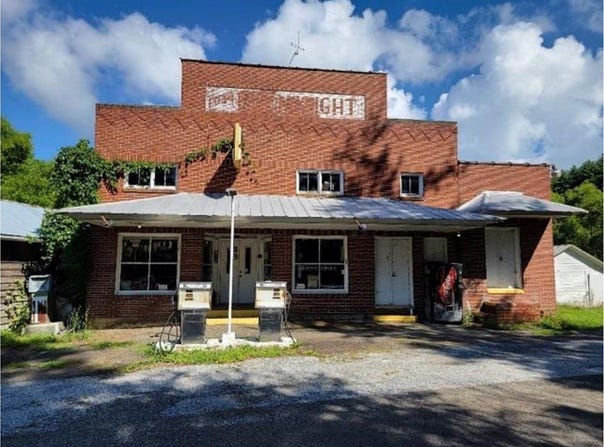 89 Tanglewood Rd, Fries, VA 24330