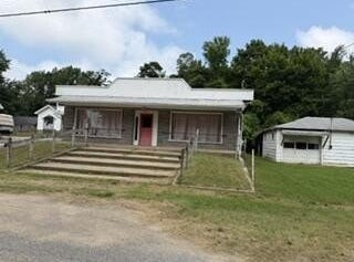 73674 North Street, Covert, MI 49043