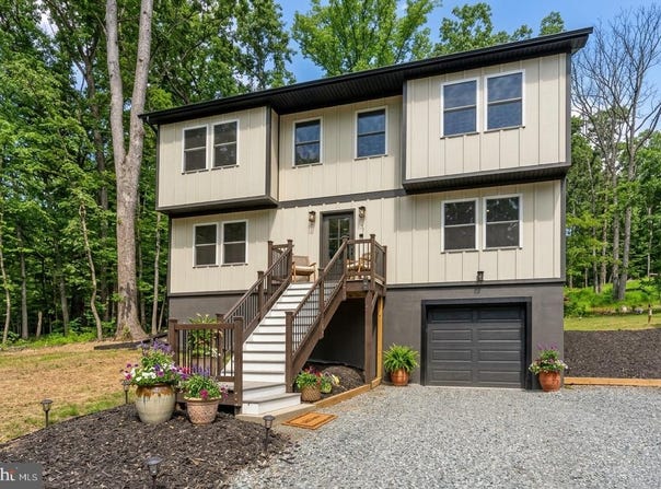 448 CEDAR Lane, BLUEMONT, VA 20135