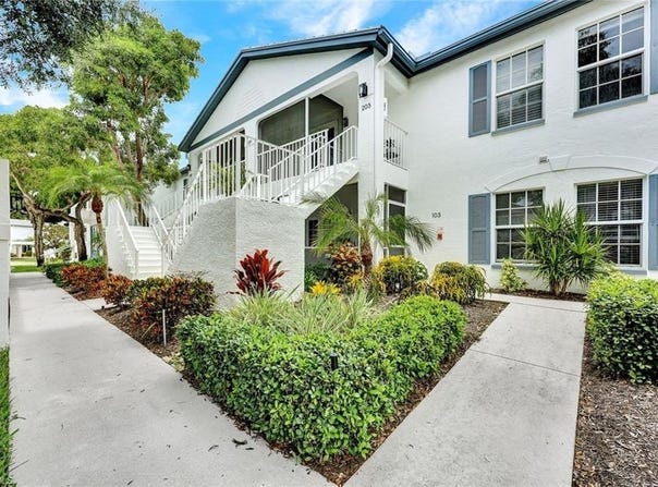 859 Tanbark Dr, NAPLES, FL 34108