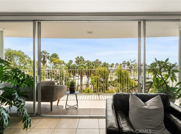 700 E Ocean, Long Beach, CA 90802