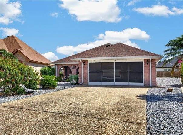 802 Lake View Drive, Mission, TX 78572