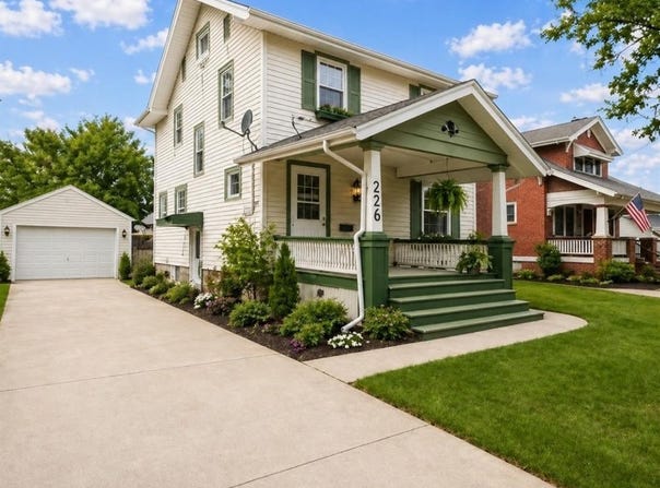 226 Johnson Ave, Cedar Rapids, IA 52405