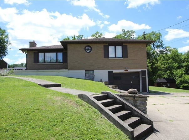 142 3rd Avenue, New Eagle, PA 15067