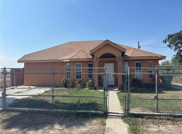 902 E Scurlock Drive, Pharr, TX 78577
