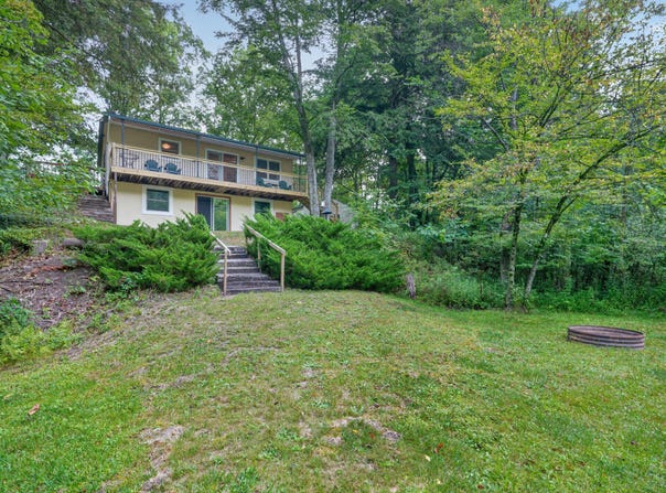 3681 S Cobmoosa Trail, Hesperia, MI 49421