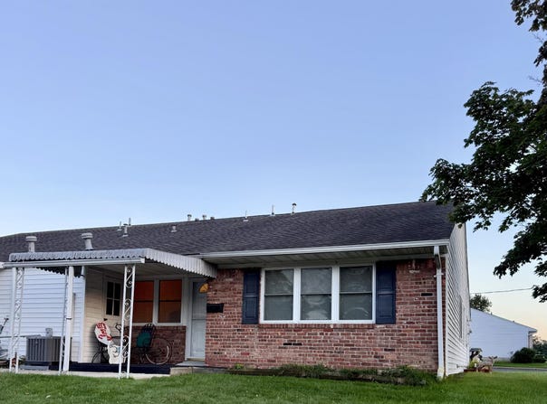 2 Montana Court, Matawan, NJ 07747