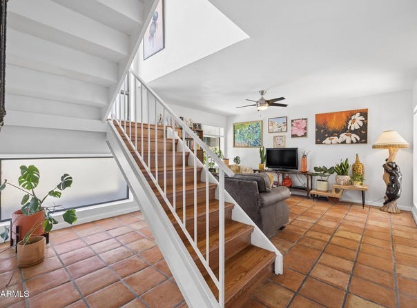 2 W GEORGIA Avenue, Phoenix, AZ 85013