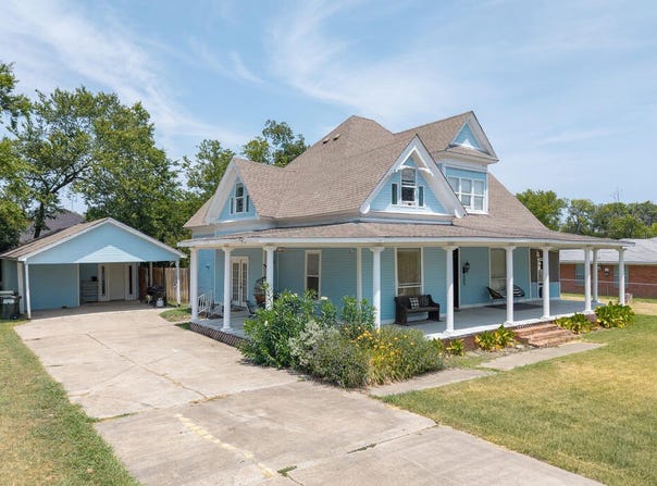 605 E 9th St, Kemp, TX 75143