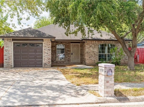 6504 S Mars Lane, Pharr, TX 78577