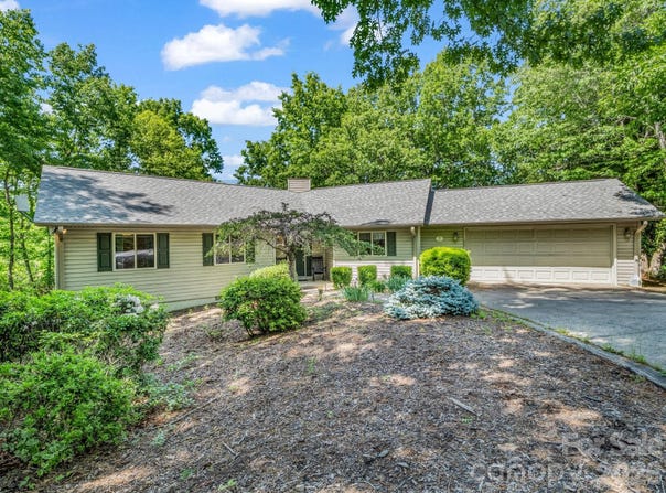 120 Lakewood Drive, Lake Lure, NC 28746