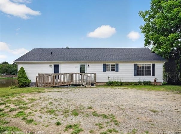533 White Road, Hay Twp, MI 48624