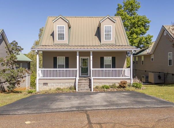 9 MOUNTAIN VIEW Dr, Iuka, MS 38852