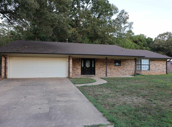 1304 NOTTINGHAM ST, White Oak, TX 75693