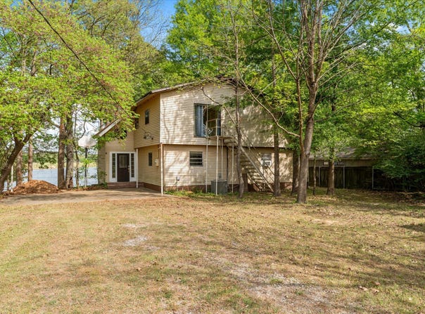 405 Triple S Drive, Mount Vernon, TX 75457