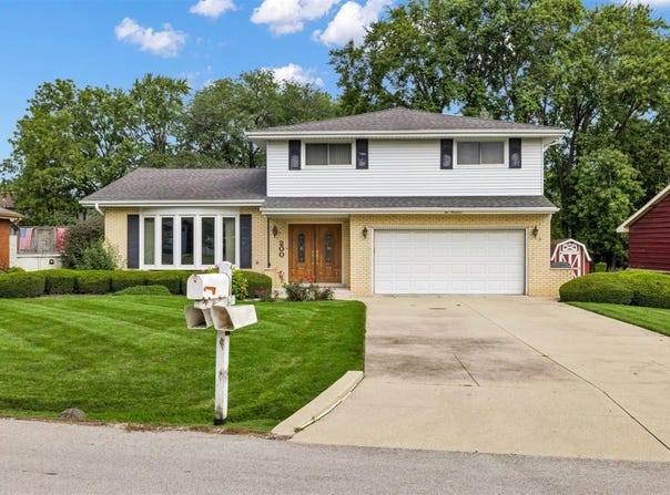 21W200 North Lane, Itasca, IL 60143