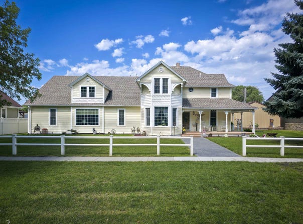 1306 S 3rd St, Norfolk, NE 68701