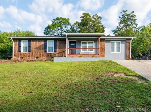3321 Red Fox Road, Spring Lake, NC 28390