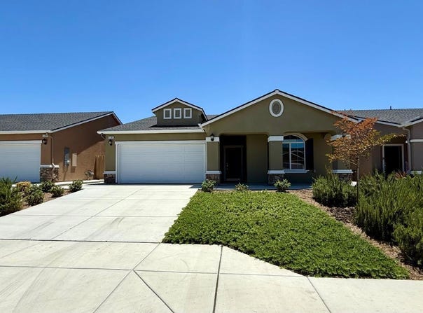 1200 E Orange Street, Avenal, CA 93204