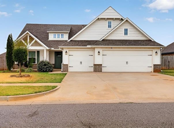 11108 SW 32nd Street, Yukon, OK 73099
