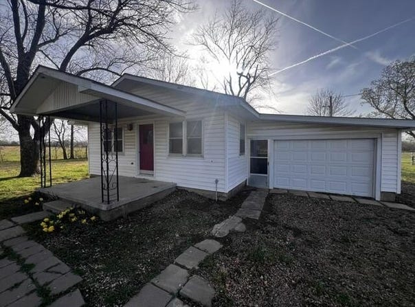 15043 S Highway #2, Bluejacket, OK 74333